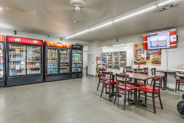 Howdy Convenience Store: 10432 FM 1902, Crowley, TX 76036
